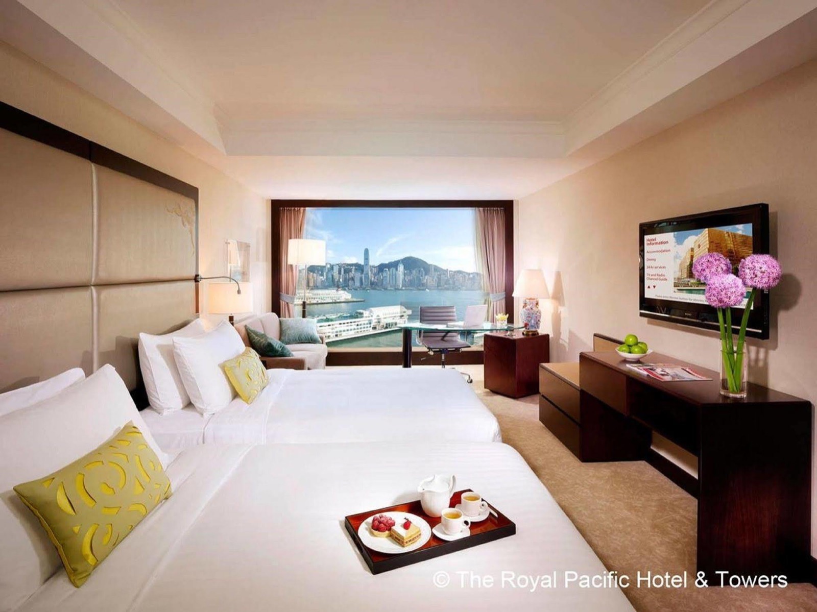 Royal Pacific Harbour View Room